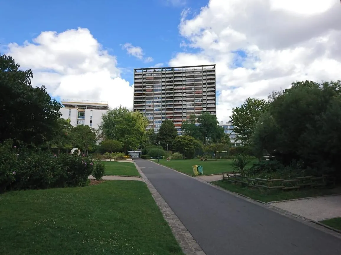 Cosy Avec Vue Sur דירה