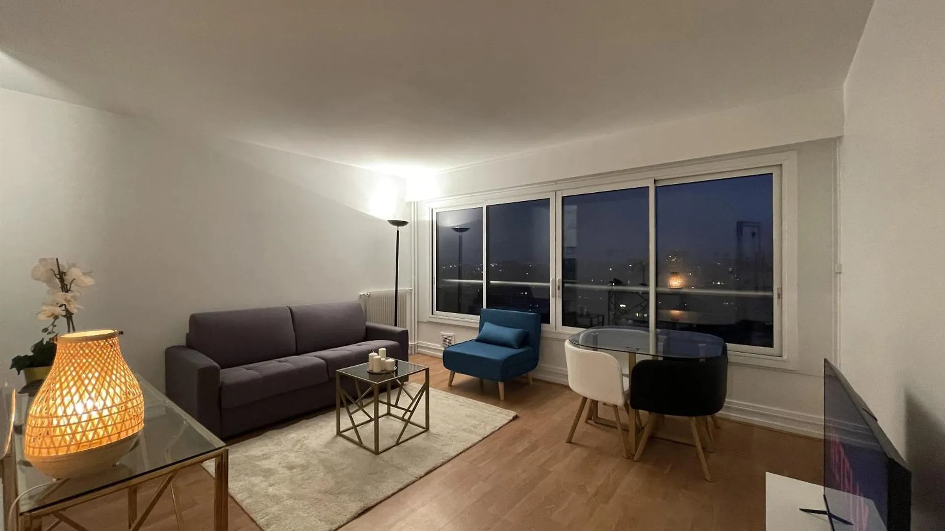דירה Cosy Avec Vue Sur פריז